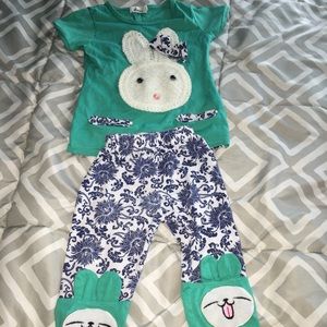 2 pc outfit CUTE pockets size 2t
